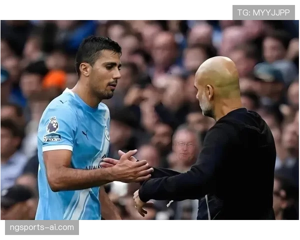 罗德里：曼城2023三冠王赛季的中场绝对基石