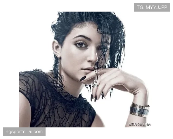 袁悦训练完直接拎爱马仕去吃米其林，这日子谁顶得住啊