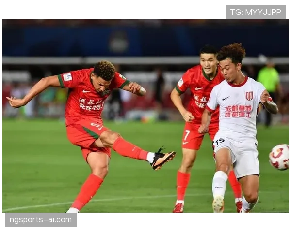 北京国安深陷战术困局：铁血防守不再，争冠梦碎还是重建契机？