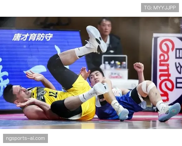 封盖犯规判定标准是什么？如何区分合法封盖与犯规？