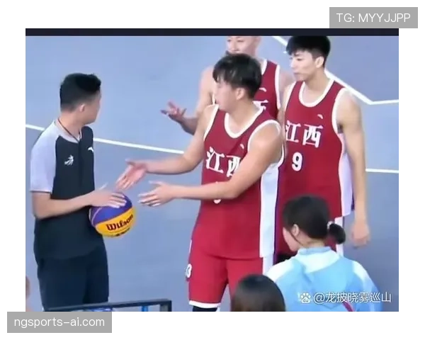 篮球比赛中如何看懂球队犯规累计规则的变化与影响？